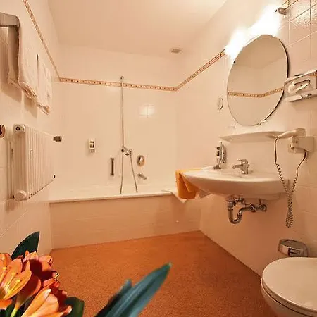 Gut Vorwald فندق 3*
